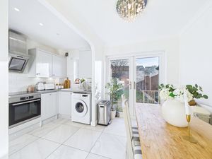 Photo 11- click for photo gallery